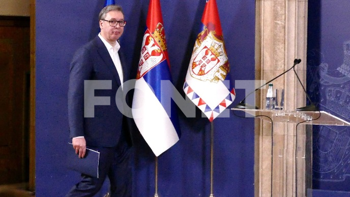 Vučić čestitao Uskrs